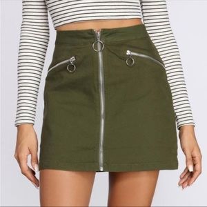 NWT Signature8 Green Moto Zip Up Denim Mini Skirt Size M